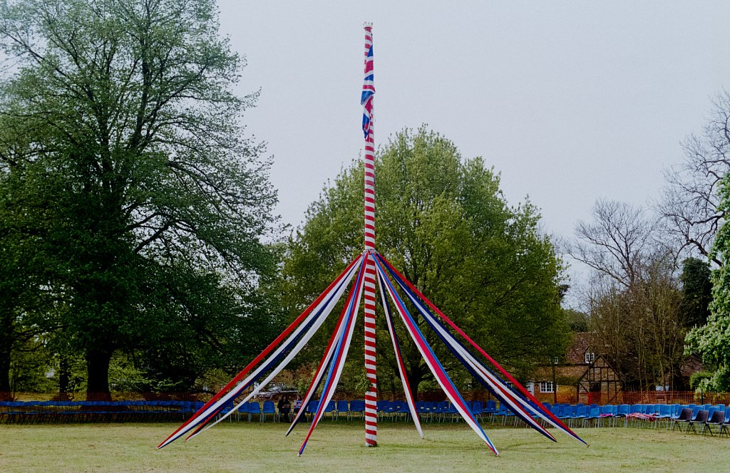 Ickwell May Day 2015