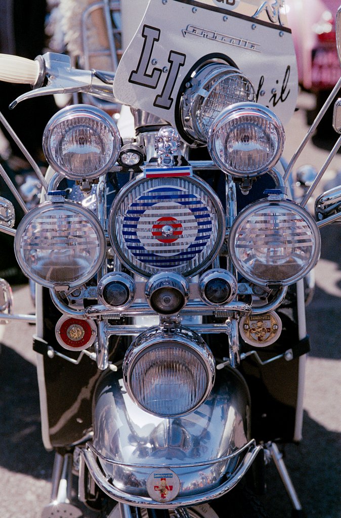 barber-scooter-headlamps03.jpg