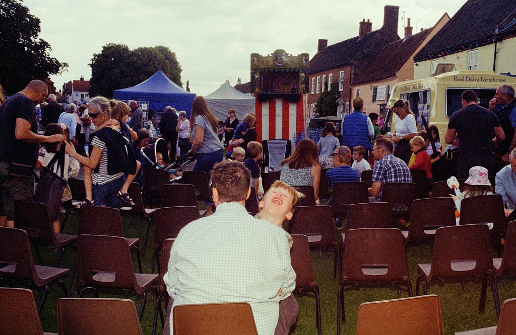 barber-burnham-market-punch-judy-4.jpg