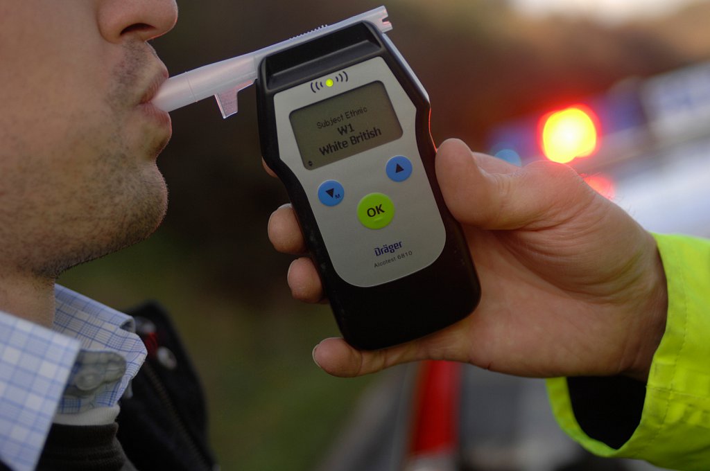 barber-police-breathalyser-4.jpg